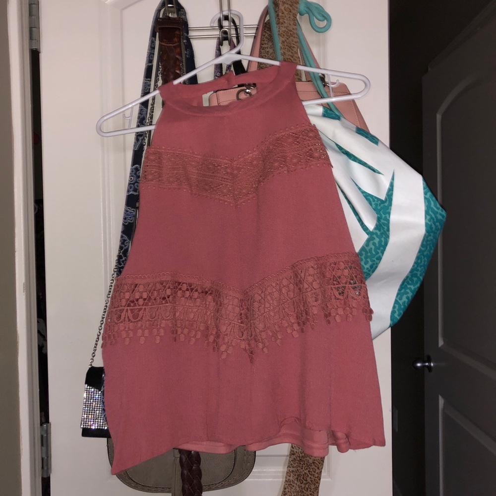 pink tank